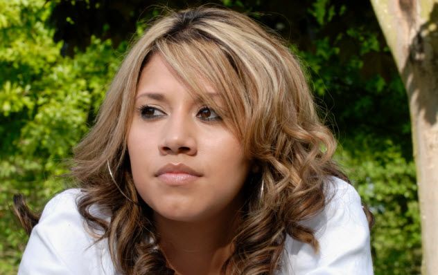 2-college-student_000002169655_Small