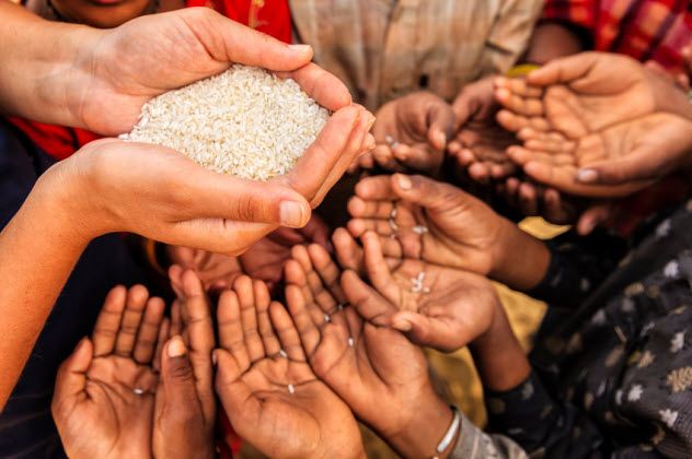 3-hunger_000076466237_Small