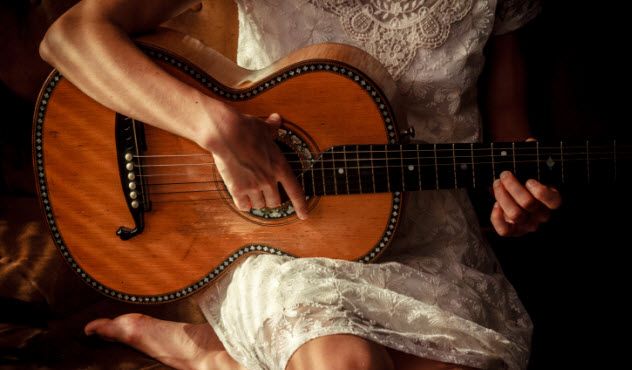 2-musician-187363957