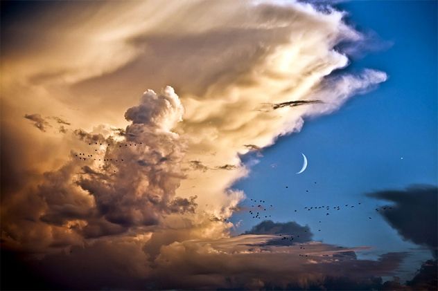 3- Venus visible