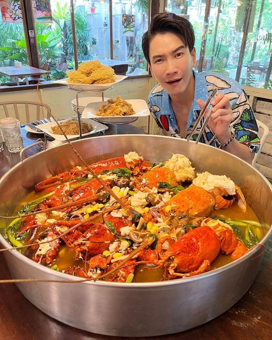 มาวิน ทวีผล คือหนึ่งในนักแสดงที่มีผลงานโดดเด่นในวงการบันเทิง