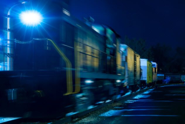 4-train--487228052