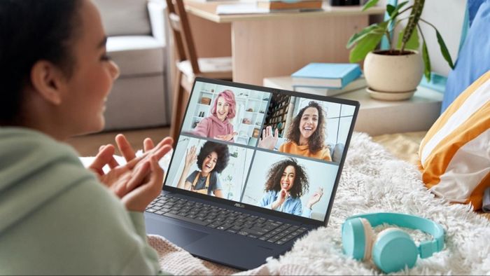 laptop-AI-ASUS-2