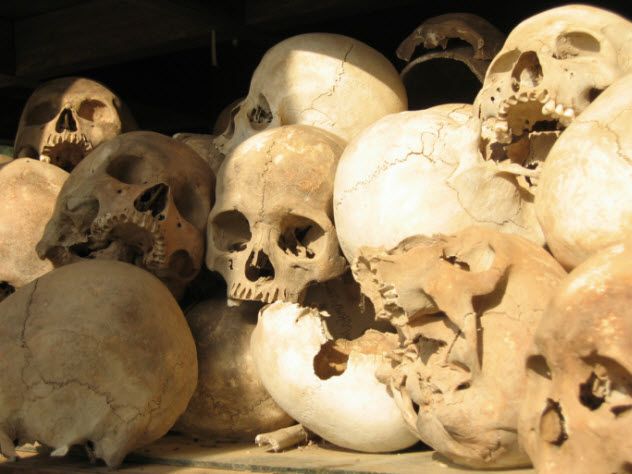 5-skulls-92168481