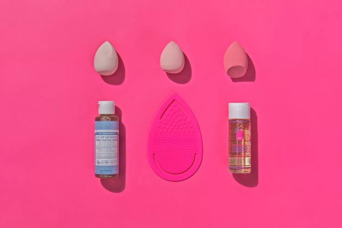 how-to-clean-beauty-blender-01-Mytour