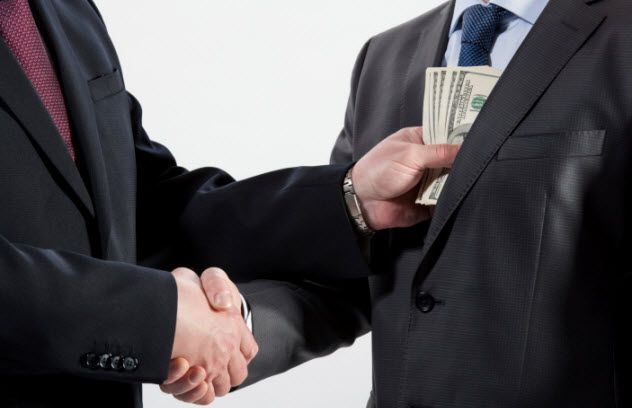 6-bribe-expose-176467915