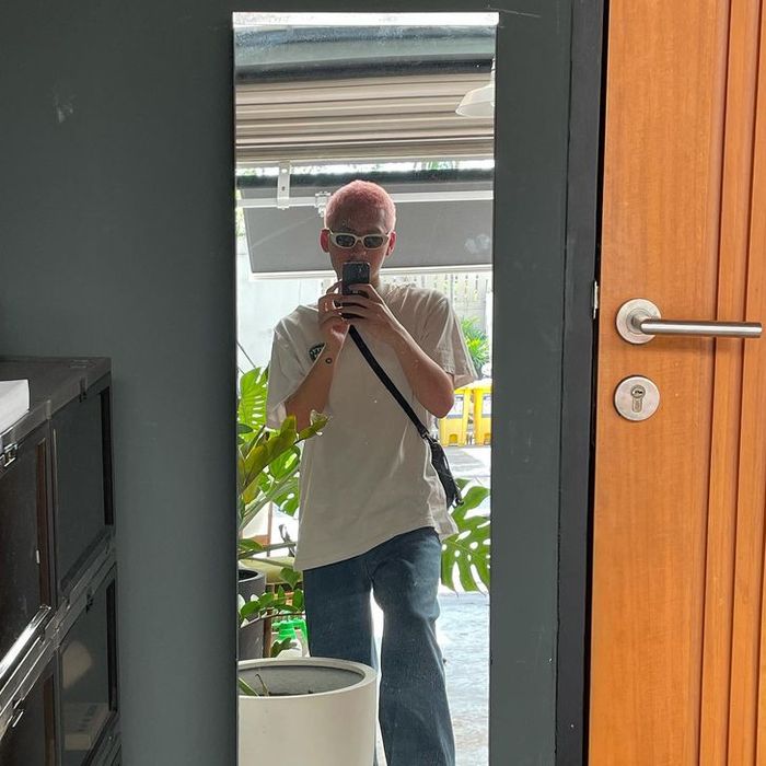 ทู สิราษฎร์ อินทรโชติ คือชื่อของนักแสดงหนุ่มที่สร้างชื่อจากการแสดงในหลายผลงานในวงการบันเทิง