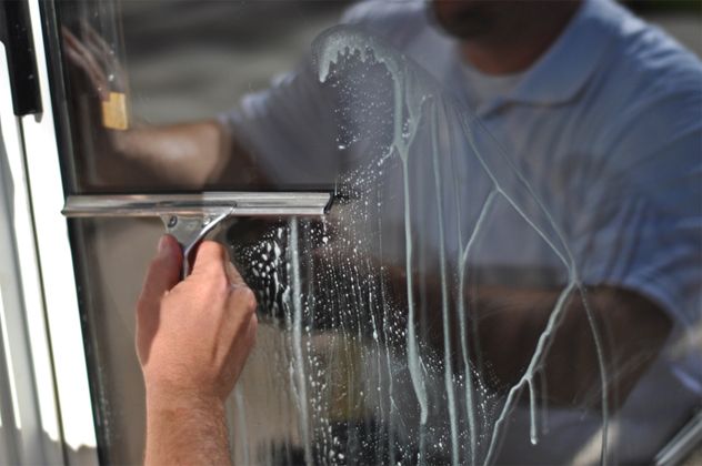 3 - Window Washer