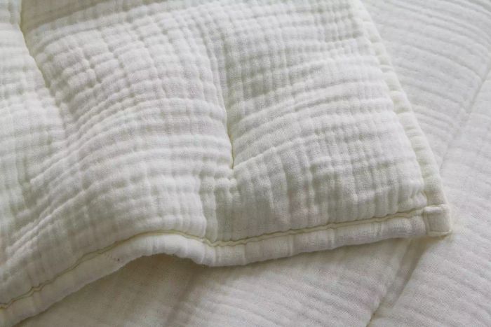 Quince Gauze Quilt Set in Ivory