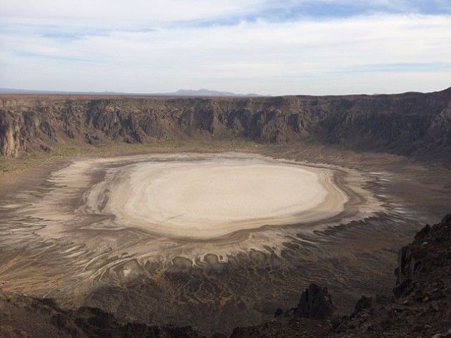 Wahbah Crater