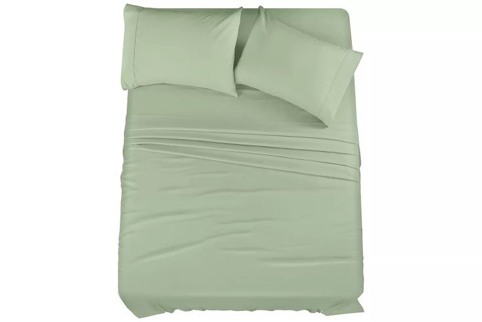 Utopia Bedding Queen Bed Sheets Set – 4-Piece Bedding Collection on Amazon