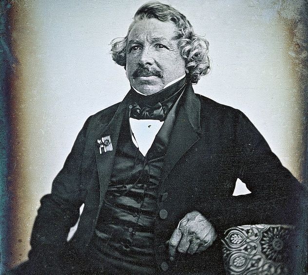 9_Louis_Daguerre
