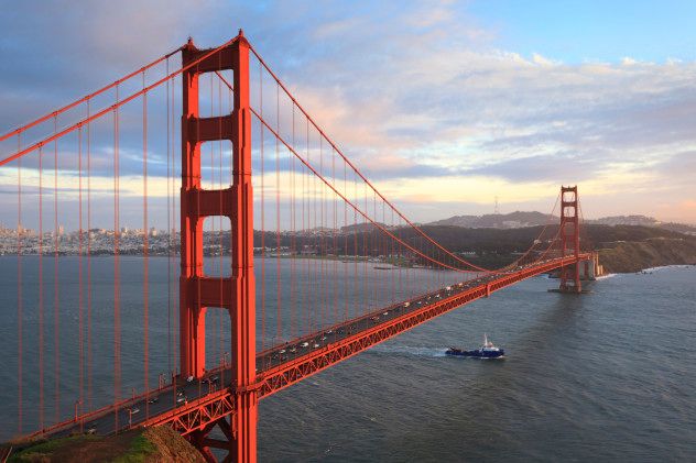 The Golden Gate Bridge in San Francisco is not only one of the most iconic landmarks in the world, but it is also a feat of engineering. However, it is overshadowed by its grim reputation as a prime location for suicides. It's estimated that approximately 30 people jump from the bridge every year, though this figure is only an estimate. Some jumpers may not be seen, and their bodies are never found.