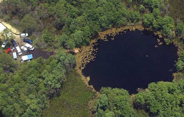 4_Eagles-Nest-Sinkhole-Florida