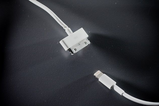 iphone-5-charger-01