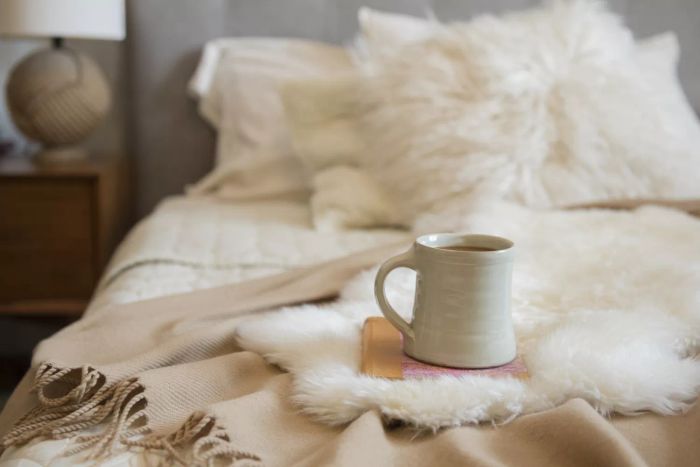 coffee-before-bed-GettyImages-694017915