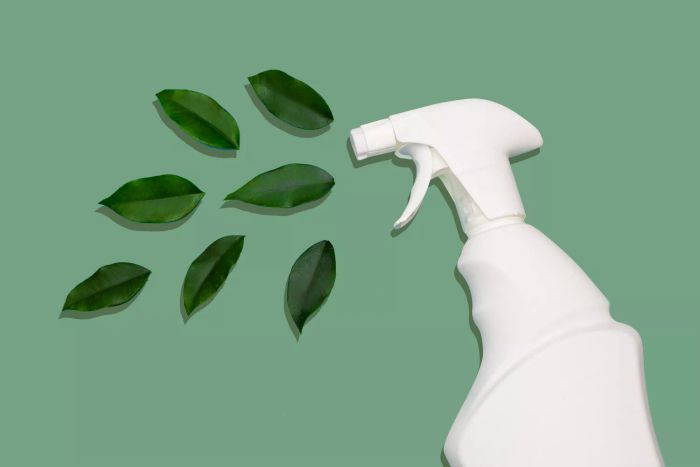 kb-digital-issue-HOME-a-Best-Cleaning-Advice-from-the-Pros-2023-getty-1308051053
