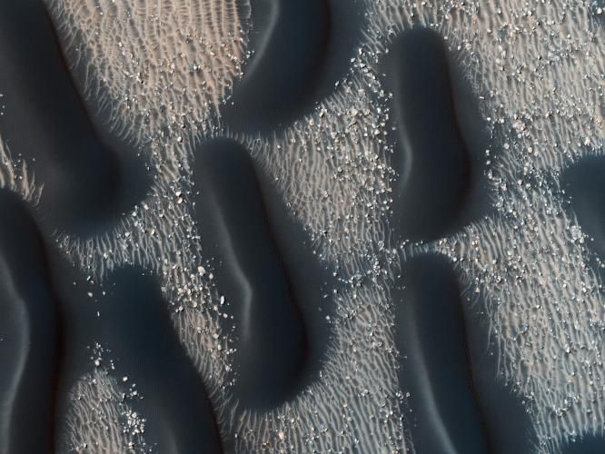 PIA13613_modest