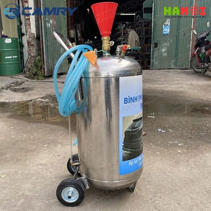 Su-dung-binh-bot-tuyet-chuan-Mytour-4