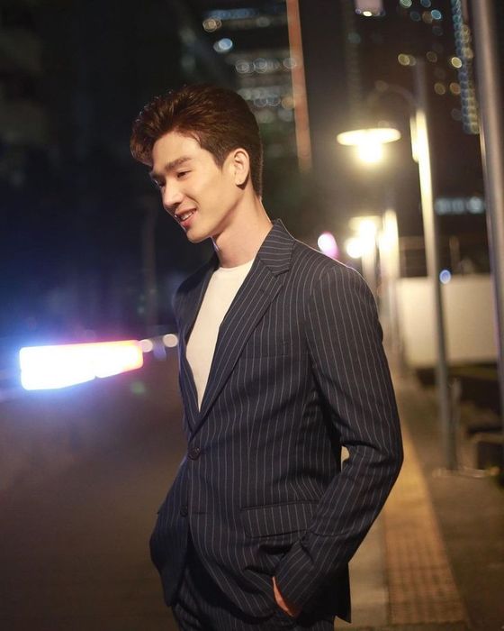 ตงตง กฤษกร กนกธร