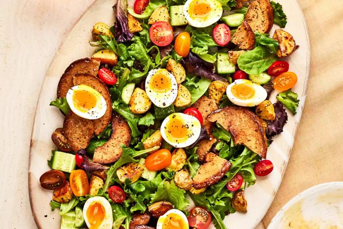 Hearty Breakfast Salad