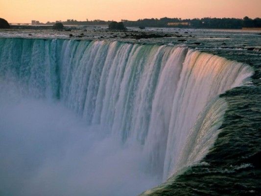 niagara-falls-canada-1