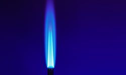 blue flame from natural gas