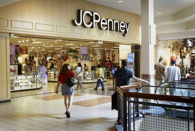 J.C. Penney Reduces Losses in the Second Quarter
