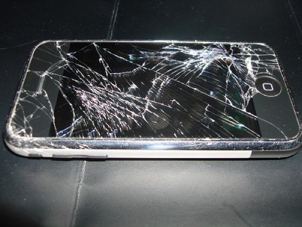 Cracked-Iphone-Screen