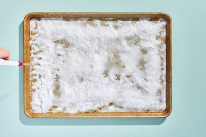 3-repeat-home-organizing-cleaning_cleaning-kitchen-how-to-restore-baking-sheets-06
