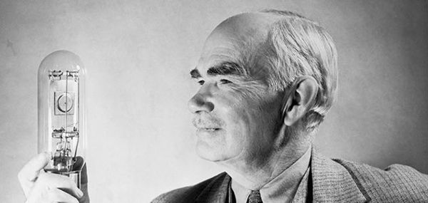 Lee DeForest, often hailed as a pioneer, didn’t solely invent radio—it's a development that evolved through multiple minds—but his creation of the Audion tube played a significant role in refining the technology. He also coined the term 'radio,' which continues to be used today. Back in 1907, DeForest began experimenting with ship-to-shore radio communication and boldly predicted he would soon broadcast opera performances to all of New York City. In 1910, he made that vision a reality.