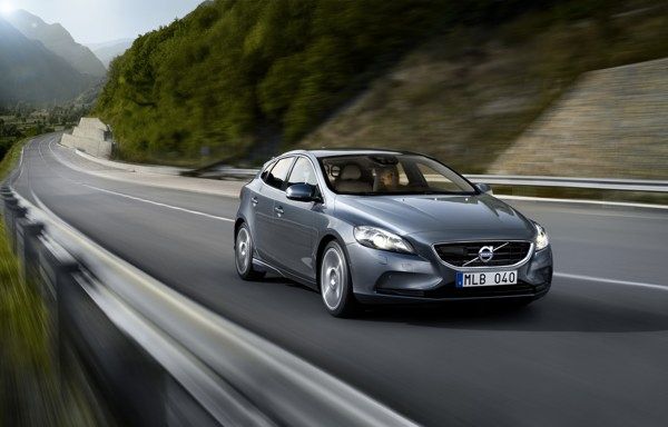 113067-1 Safest Car Volvo V40