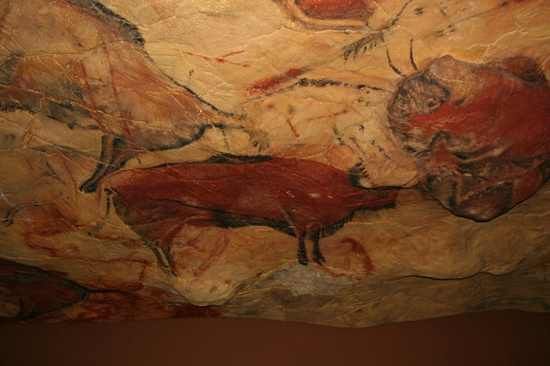 Reproduction of the Cave of Altamira 01