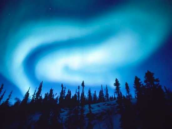 Swirling-Aurora-Nicklen 1528 600X450