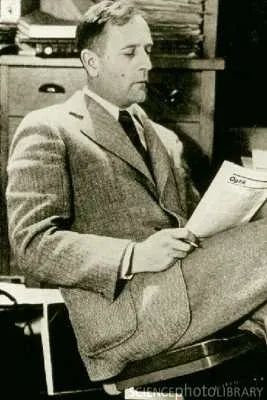 H4080093-Portrait Of The Astronomer Edwin Hubble