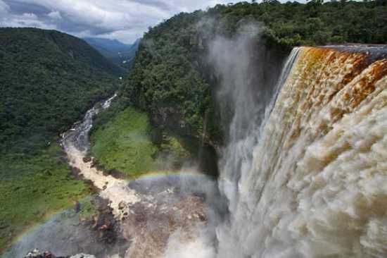 Kaieteur-Falls03