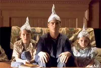 Tinfoil 550 X 374