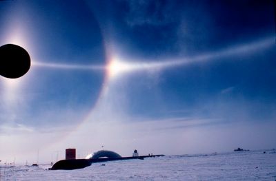 800Px-Halo And Sun Dog - Noaa