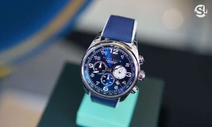 เพอรี่ เอลิส (Perry Ellis)