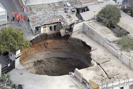 Guatemala Sink Hole 2