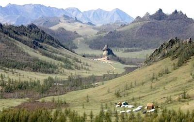 050816 Travel Mongolia Hmed.Hmedium