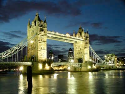 180-400X-Tower Bridge