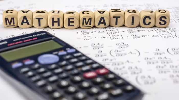 Calculator and blocks that read