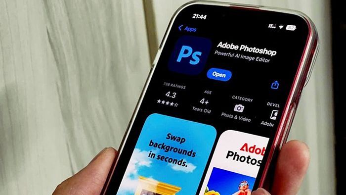 Adobe đã chính thức giới thiệu ứng dụng Photoshop miễn phí trên iPhone, mang đến sự tiện lợi cho người dùng.