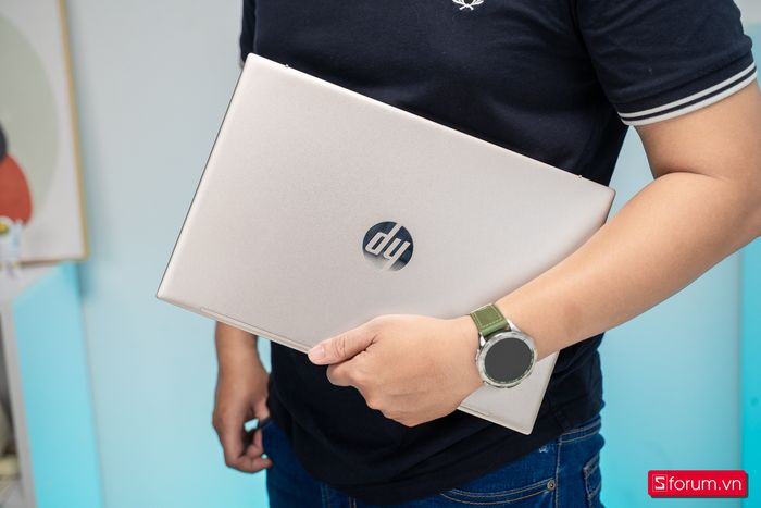 Intel Core i3 không đủ khả năng để tận dụng tối đa 16 GB RAM