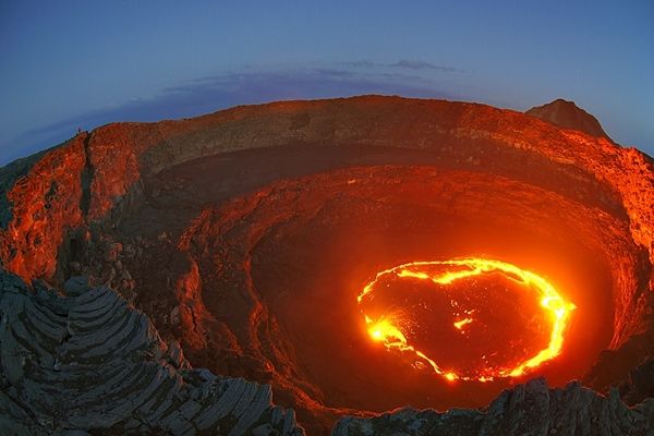 Erta-Ale-Lava-Lake-Mf9160