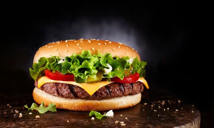 Test your knowledge with America's favorite food quiz!
