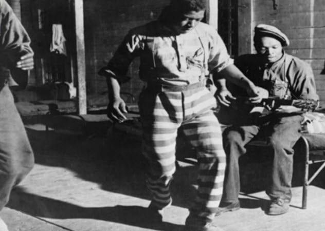 6b-prisoners-dancing-singing