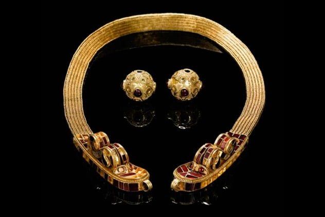 Umutkor Collar