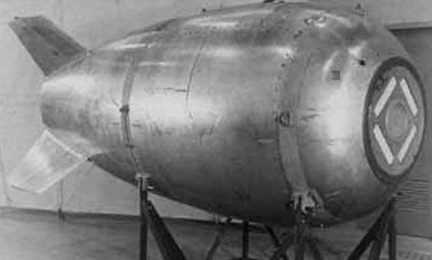 7-nuclear-bomb